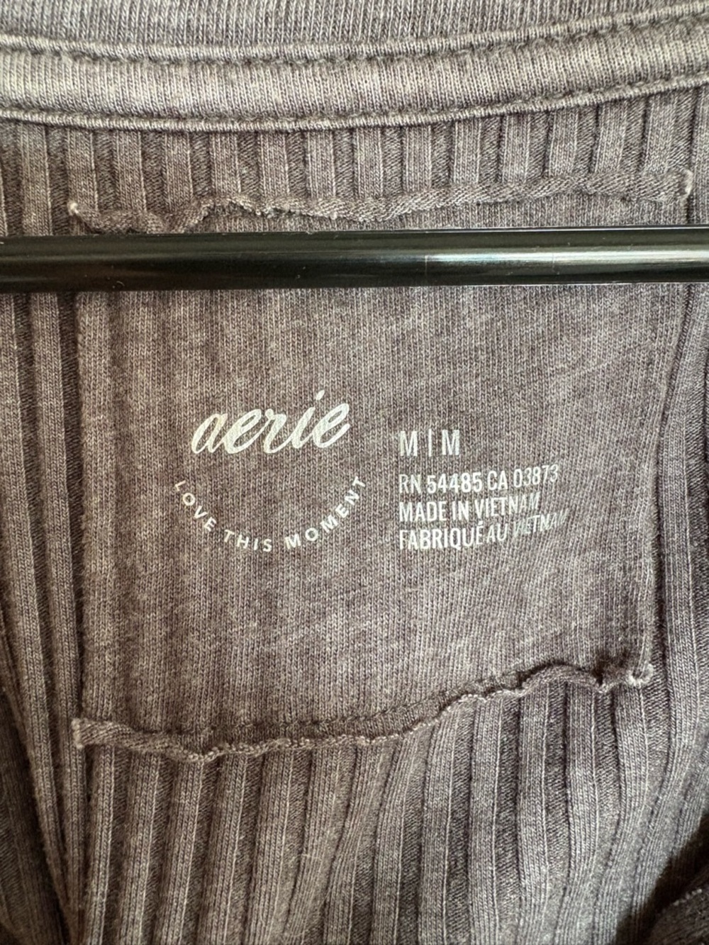 Aerie "Love This Moment" Grey Ribbed Long Sleeve Top - Women’s Size Medium - Picture 3 of 6